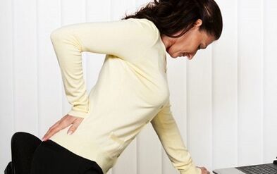 Clinical manifestations of lumbar osteochondicity