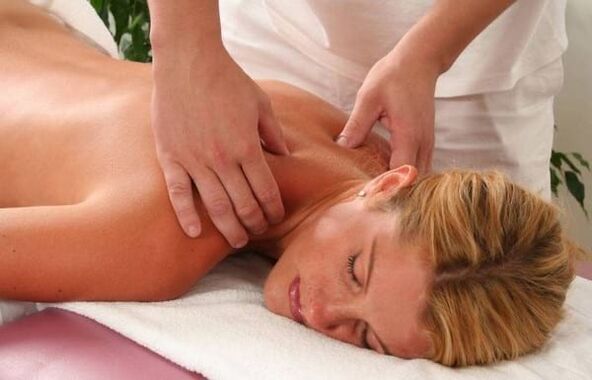 Massage of cervical spine with osteochondria
